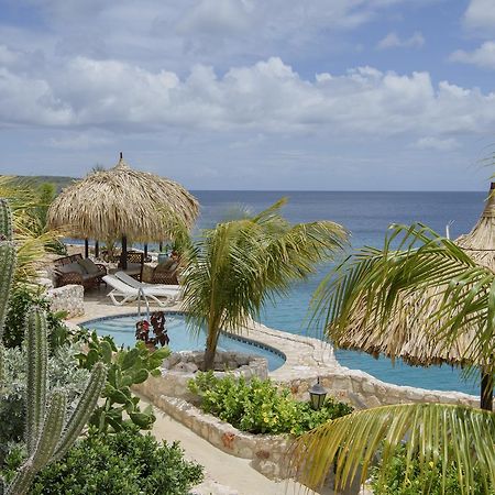 Lagun Blou Dive And Beach Resort Bagian luar foto